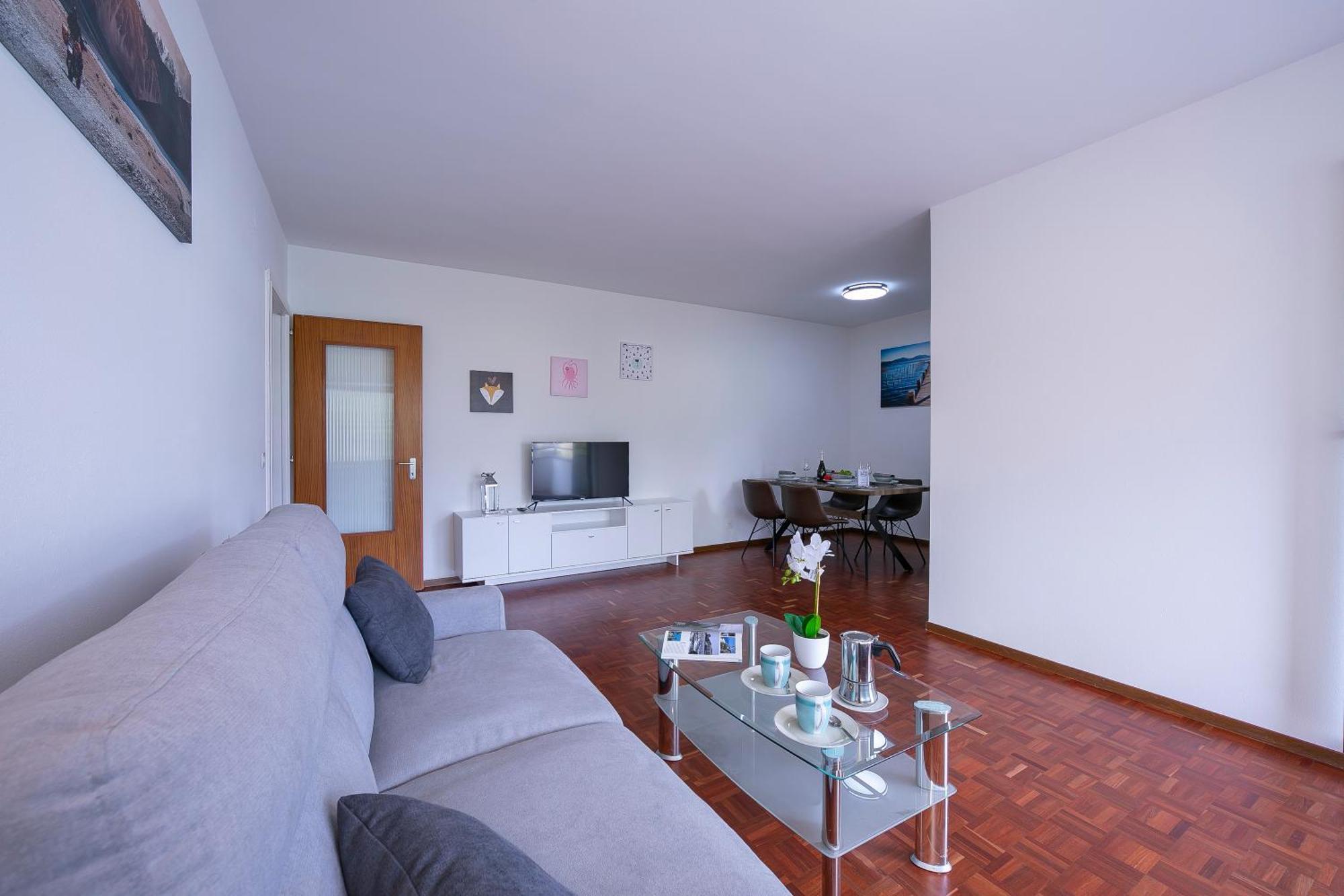 Lido Apartment - Happy Rentals لوكارنو المظهر الخارجي الصورة